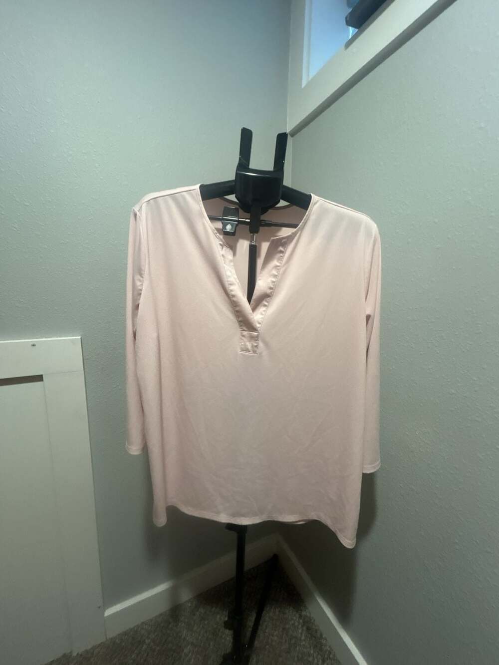 Banana Republic Split Neck Blouse Size XL Pink 3/4 Sleeve